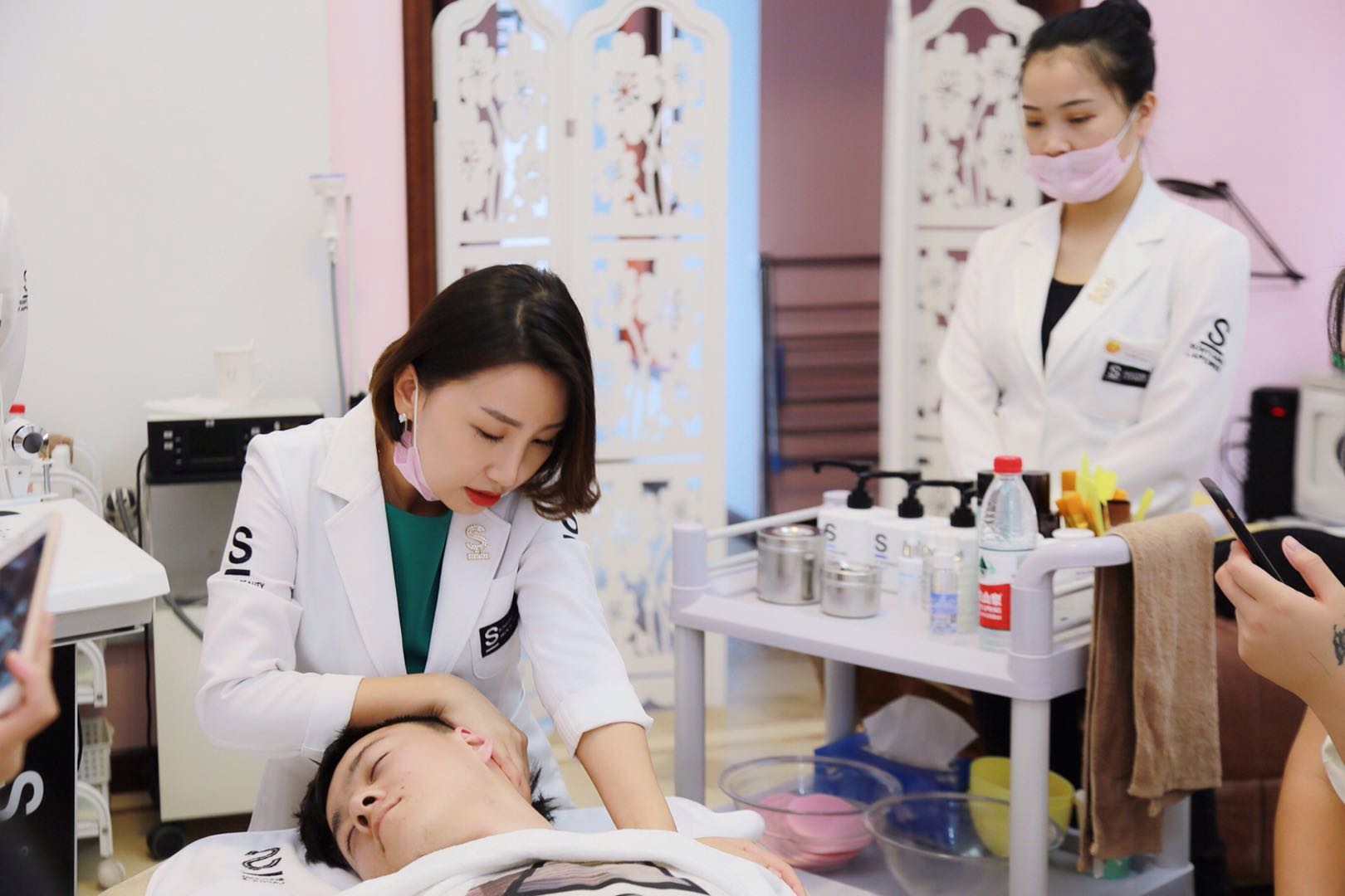 項目缺乏競爭力？美容院門店項目翻新很重要！